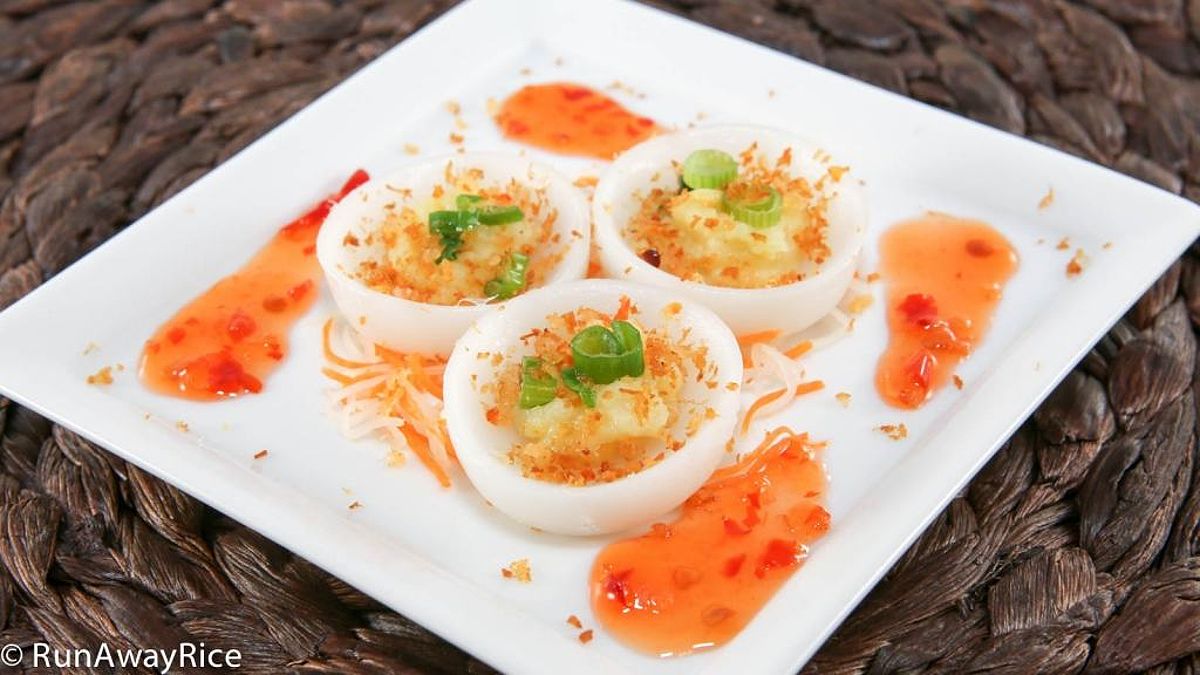 Savory Steamed Rice Cakes (Banh Beo)