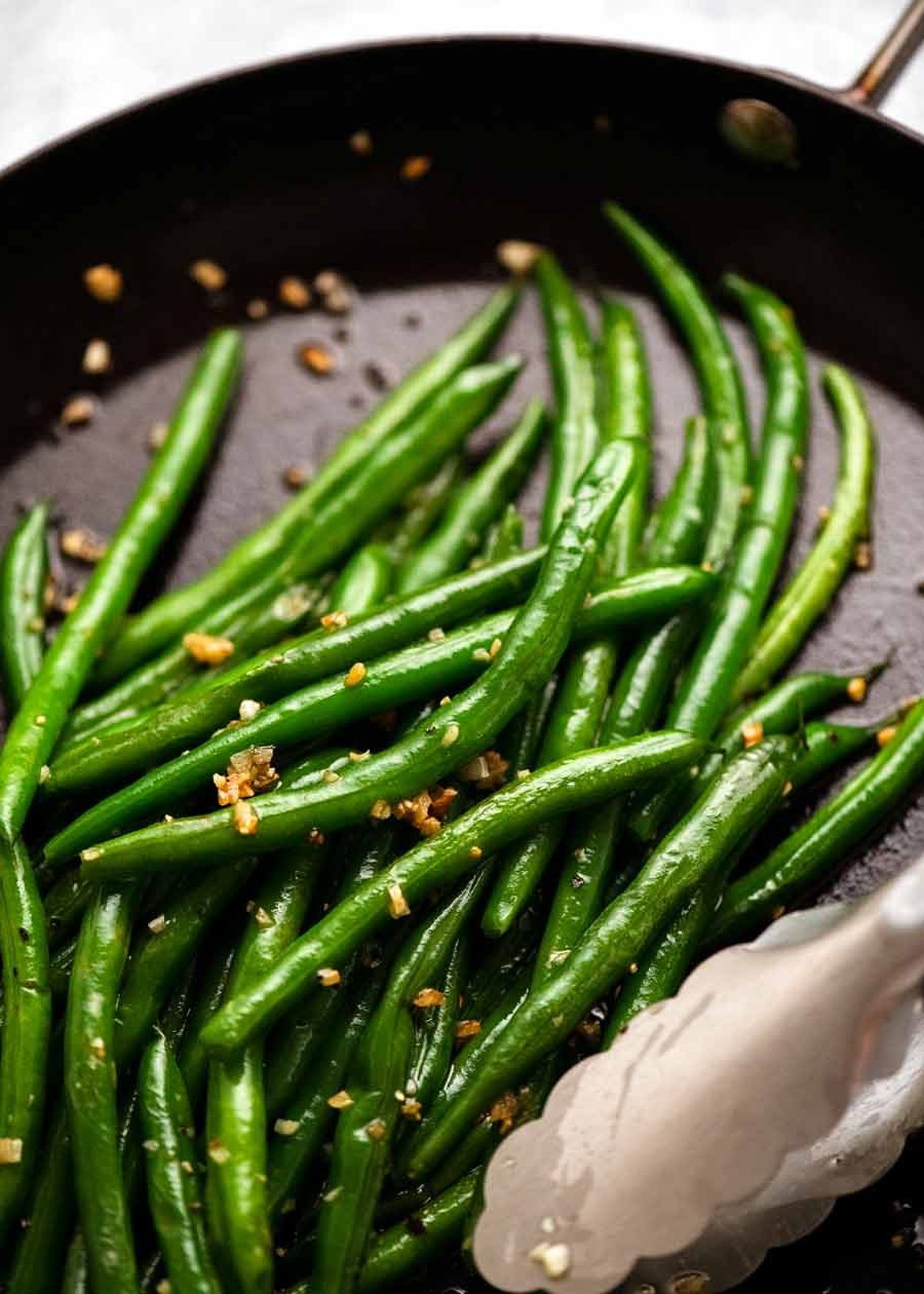 Garlic Sautéed Green Beans in a skillet