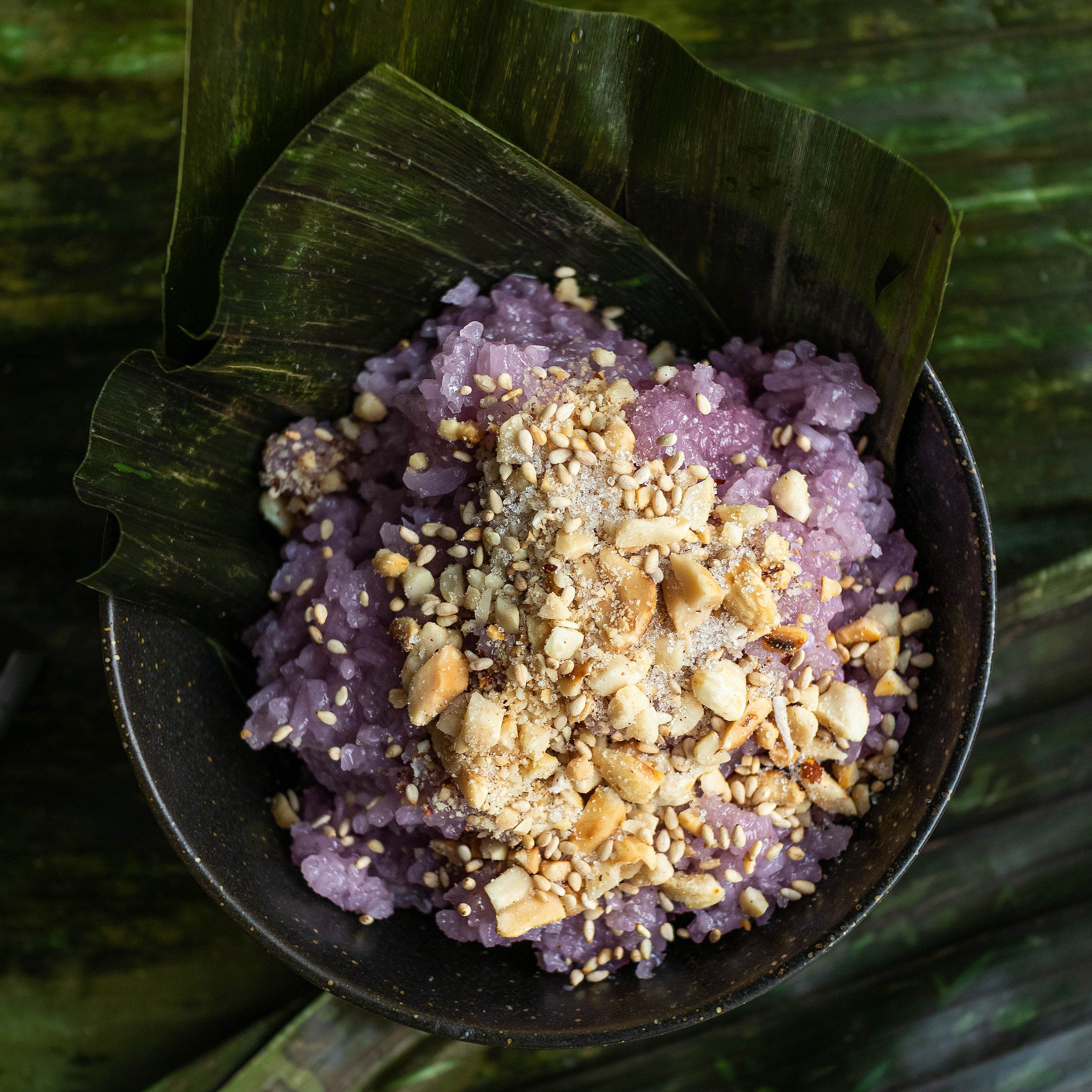 How to Make Vietnamese Sweet Coconut Purple Sticky Rice Using a Rice Cooker (Xôi Lá Cẩm Bằng Nồi Cơm Điện)