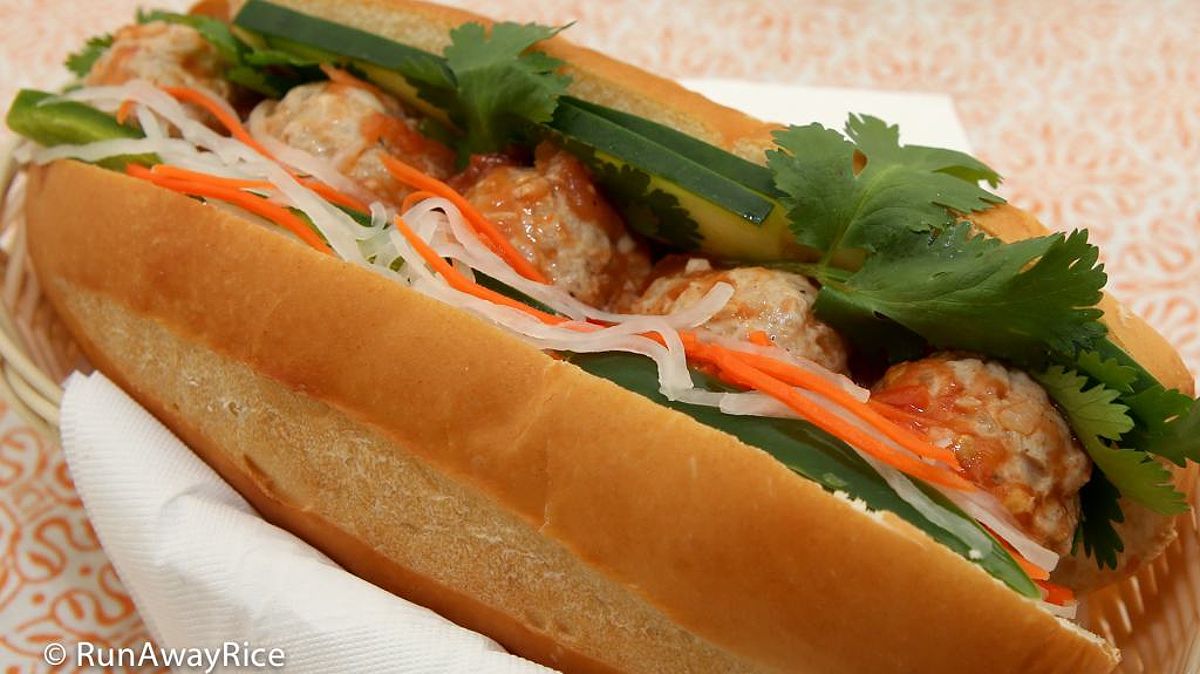 Vietnamese Meatball (Xiu Mai) Sandwich - a banh mi to try!